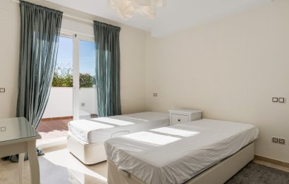 Resale - Apartment - Duplex - Marbella - Nueva Andalucia
