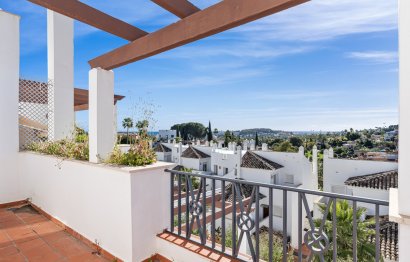 Resale - Apartment - Duplex - Marbella - Nueva Andalucia