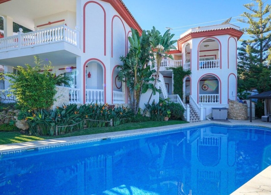 Resale - House - Detached Villa - Marbella - Las Chapas