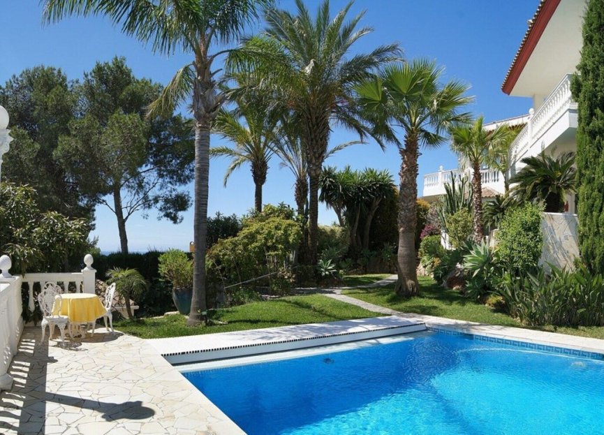 Resale - House - Detached Villa - Marbella - Las Chapas
