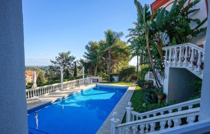 Resale - House - Detached Villa - Marbella - Las Chapas