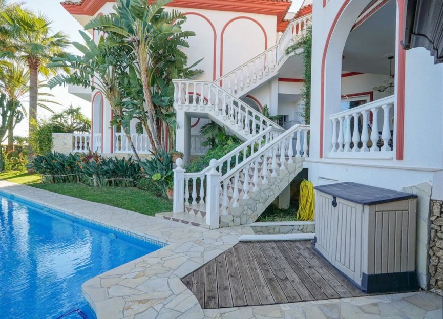 Resale - House - Detached Villa - Marbella - Las Chapas