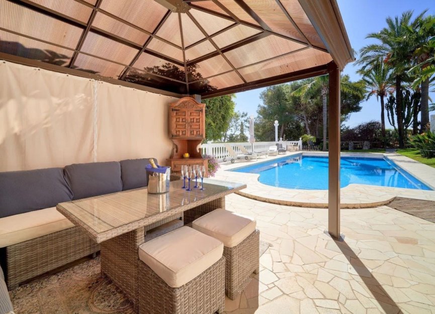 Resale - House - Detached Villa - Marbella - Las Chapas