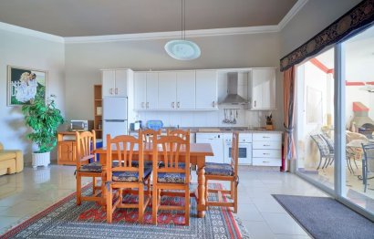 Resale - House - Detached Villa - Marbella - Las Chapas