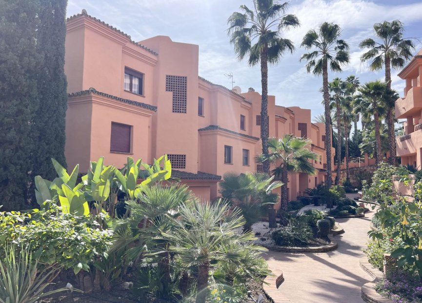 Reventa - Apartment - Middle Floor Apartment - Benahavís - Benahavís Centro