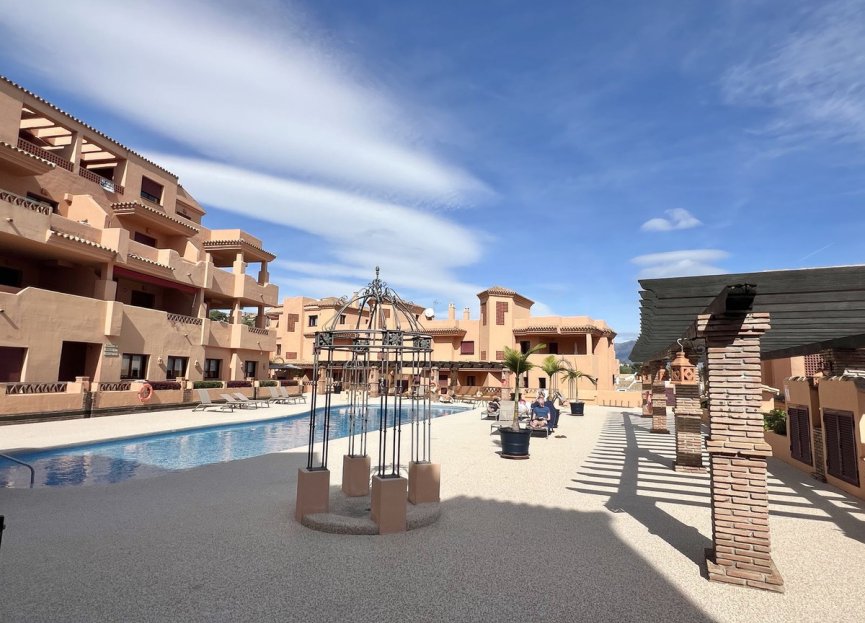 Reventa - Apartment - Middle Floor Apartment - Benahavís - Benahavís Centro