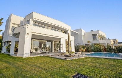 Resale - House - Detached Villa - Marbella - Marbella Centro