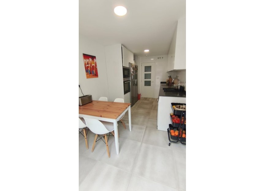 Resale - Ground floor apartment - Marbella - Marbella Centro