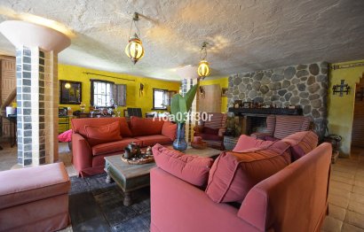 Reventa - House - Detached Villa - Marbella - Nueva Andalucia