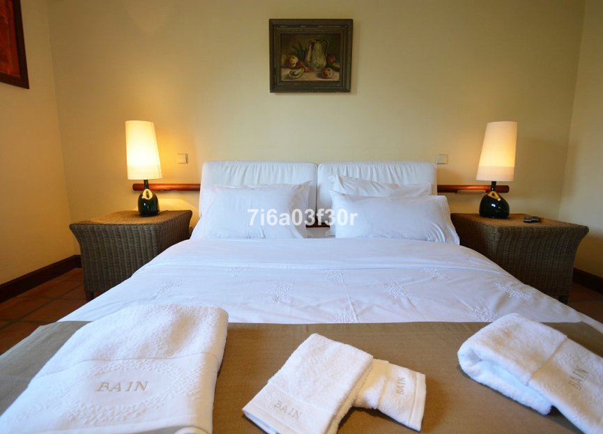 Reventa - House - Detached Villa - Marbella - Nueva Andalucia