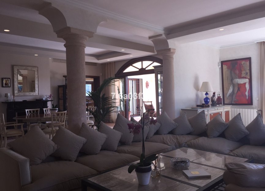 Reventa - House - Detached Villa - Marbella - Nueva Andalucia