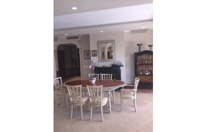 Reventa - House - Detached Villa - Marbella - Nueva Andalucia