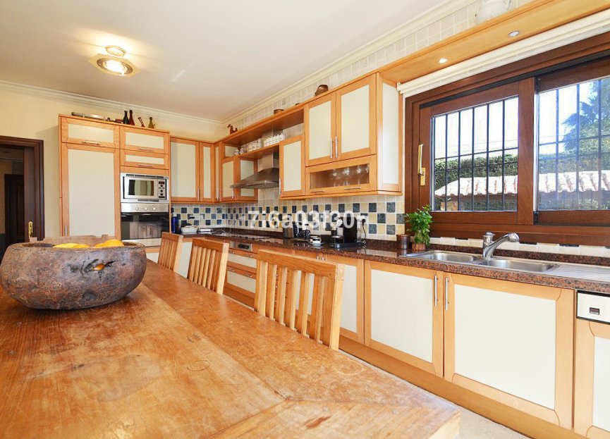 Reventa - House - Detached Villa - Marbella - Nueva Andalucia