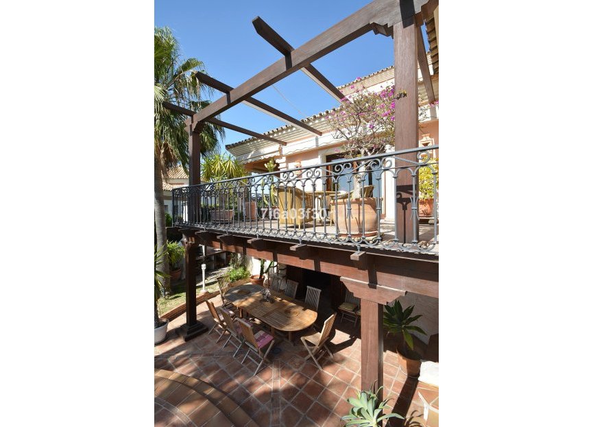 Reventa - House - Detached Villa - Marbella - Nueva Andalucia