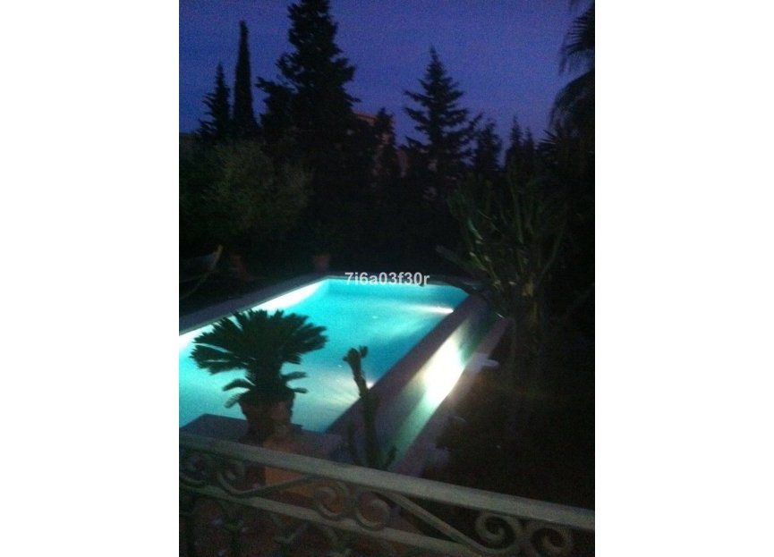 Reventa - House - Detached Villa - Marbella - Nueva Andalucia