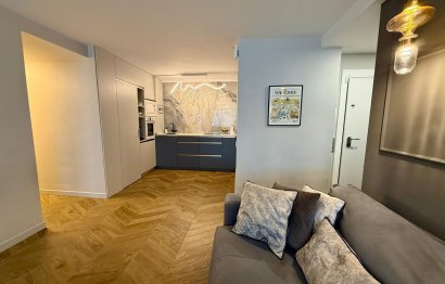 Resale - Apartment - Middle Floor Apartment - Fuengirola - Fuengirola Centro