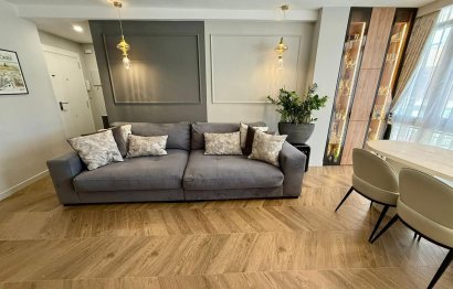 Resale - Apartment - Middle Floor Apartment - Fuengirola - Fuengirola Centro