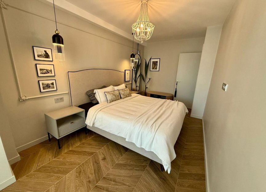 Resale - Apartment - Middle Floor Apartment - Fuengirola - Fuengirola Centro