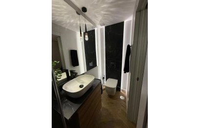 Resale - Apartment - Middle Floor Apartment - Fuengirola - Fuengirola Centro