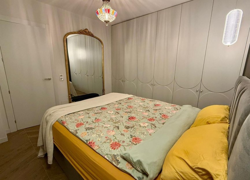 Resale - Apartment - Middle Floor Apartment - Fuengirola - Fuengirola Centro