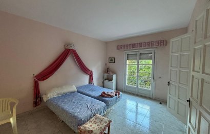 Resale - Apartment - Middle Floor Apartment - Marbella - Nueva Andalucia