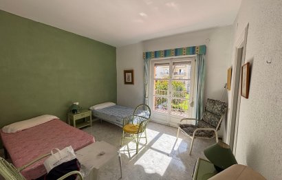 Resale - Apartment - Middle Floor Apartment - Marbella - Nueva Andalucia