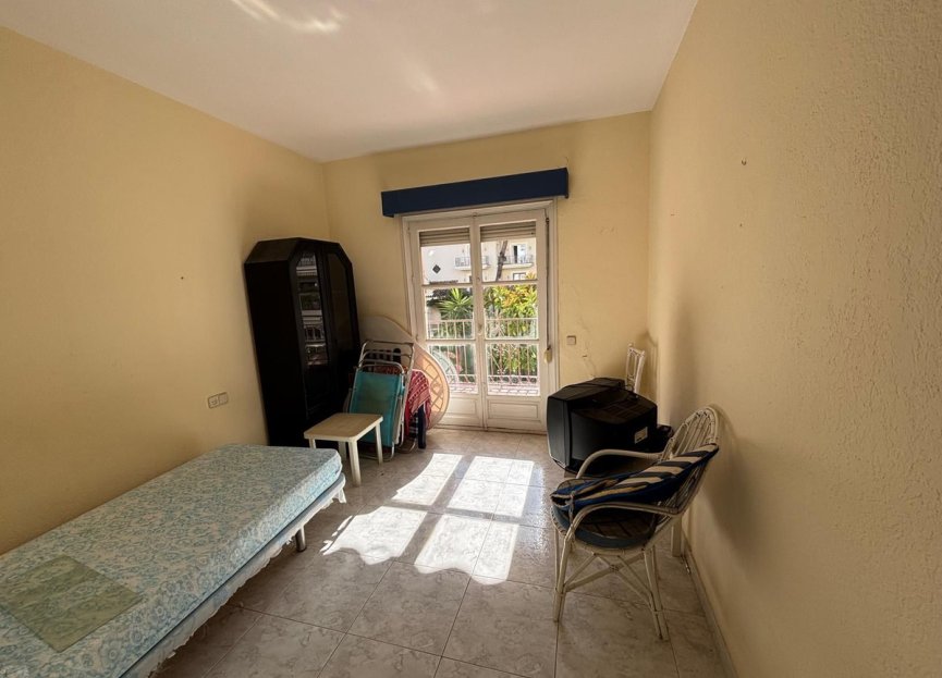 Resale - Apartment - Middle Floor Apartment - Marbella - Nueva Andalucia