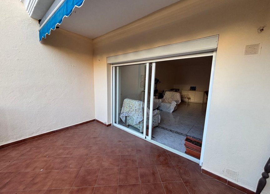Resale - Apartment - Middle Floor Apartment - Marbella - Nueva Andalucia