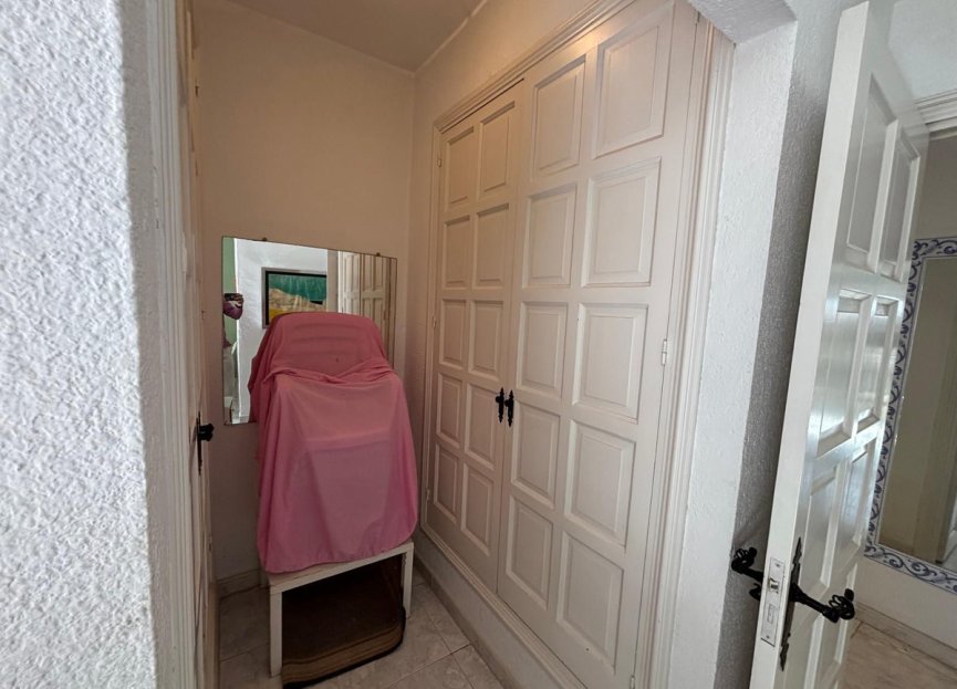 Resale - Apartment - Middle Floor Apartment - Marbella - Nueva Andalucia