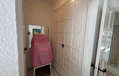 Resale - Apartment - Middle Floor Apartment - Marbella - Nueva Andalucia