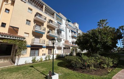 Resale - Apartment - Middle Floor Apartment - Marbella - Nueva Andalucia