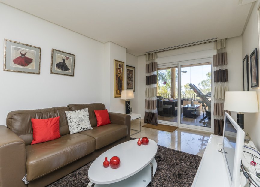 Resale - Ground floor apartment - Marbella - Nueva Andalucia