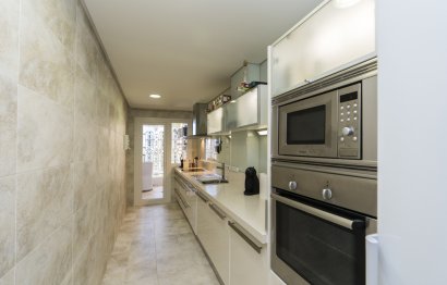 Resale - Ground floor apartment - Marbella - Nueva Andalucia