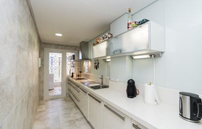 Resale - Ground floor apartment - Marbella - Nueva Andalucia