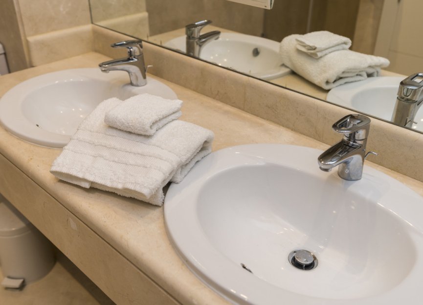 Resale - Ground floor apartment - Marbella - Nueva Andalucia