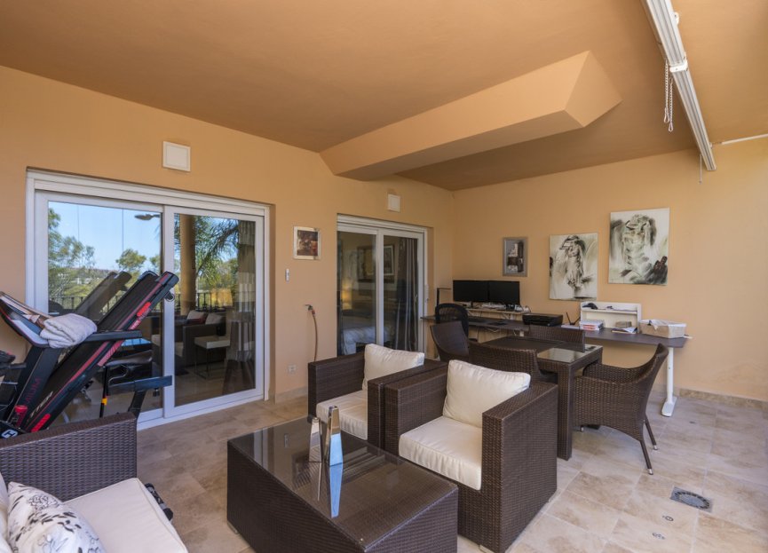 Resale - Ground floor apartment - Marbella - Nueva Andalucia