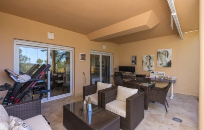 Resale - Ground floor apartment - Marbella - Nueva Andalucia