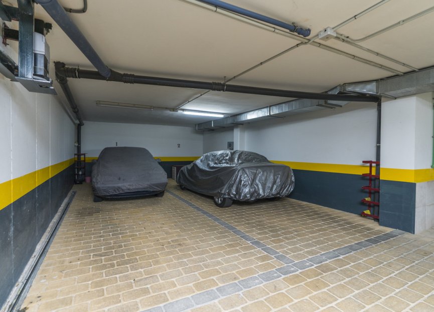 Resale - Ground floor apartment - Marbella - Nueva Andalucia