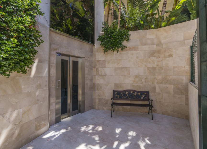 Resale - Ground floor apartment - Marbella - Nueva Andalucia