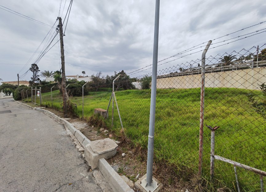 Resale - Plot - Residential Plot - Estepona - Estepona Centro