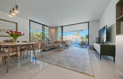 Resale - Apartment - Middle Floor Apartment - Estepona - Estepona Centro