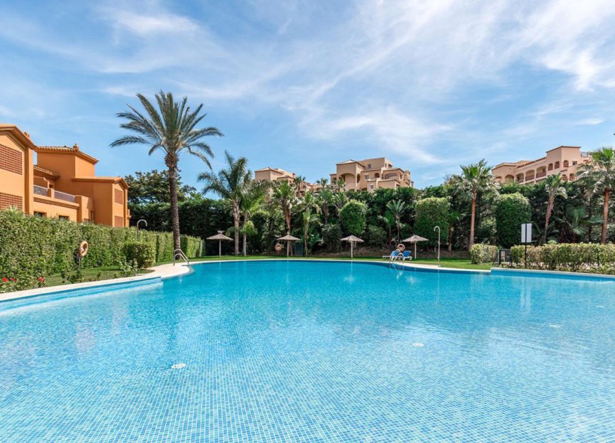 Resale - Ground floor apartment - Estepona - Estepona Centro