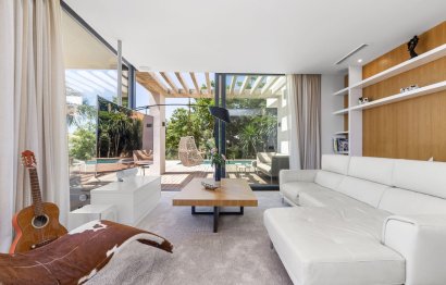 Resale - House - Detached Villa - Marbella - Costabella