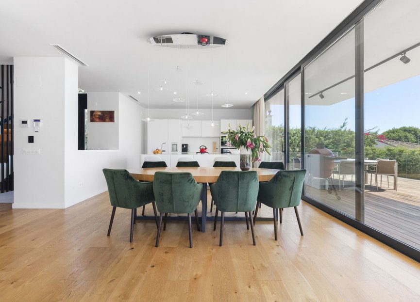 Resale - House - Detached Villa - Marbella - Costabella