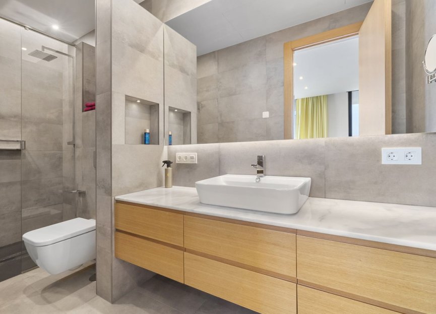 Resale - House - Detached Villa - Marbella - Costabella