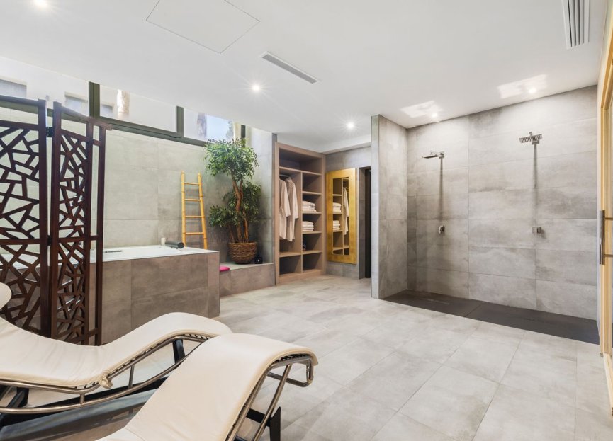 Resale - House - Detached Villa - Marbella - Costabella