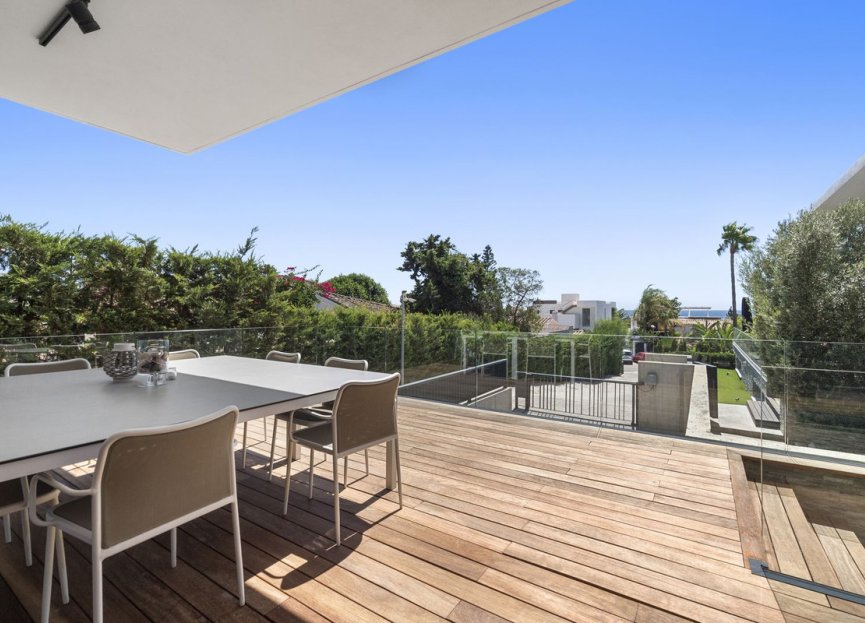 Resale - House - Detached Villa - Marbella - Costabella