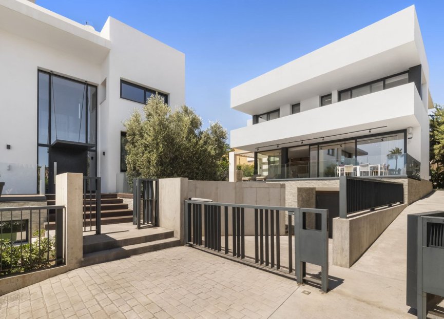 Resale - House - Detached Villa - Marbella - Costabella