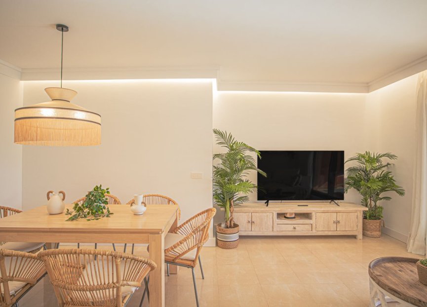 Reventa - Apartment - Middle Floor Apartment - Estepona - Estepona Centro