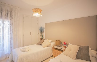 Reventa - Apartment - Middle Floor Apartment - Estepona - Estepona Centro